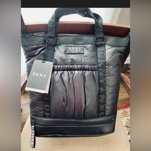 Dkny Handbags - DKNY Underground drop bottom shopper tote NWT